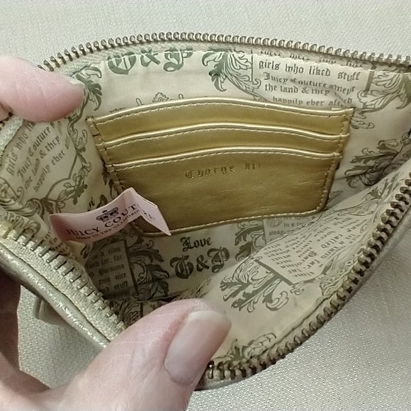 JUICY COUTURE GOLD LEATHER COSMETIC BAG - Picture 10 of 10